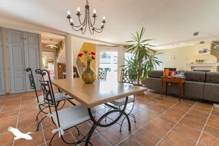  Maison  vendre 7 pices 190 m