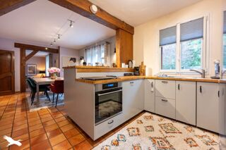  Maison  vendre 10 pices 200 m