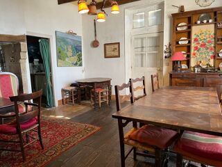  Maison  vendre 15 + pices 453 m