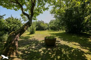  Maison  vendre 10 pices 220 m