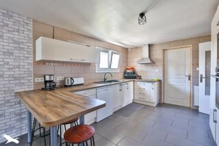  Maison  vendre 6 pices 174 m