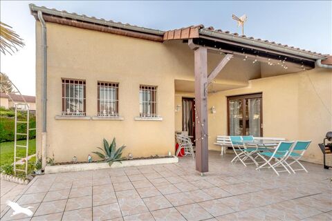   Maison de 4 pices principales Maison - 4 pice(s) - 115 m