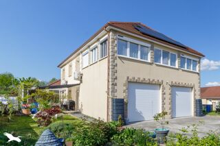  Maison  vendre 7 pices 218 m