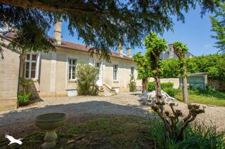  Maison  vendre 6 pices 240 m