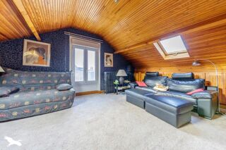  Maison  vendre 8 pices 180 m
