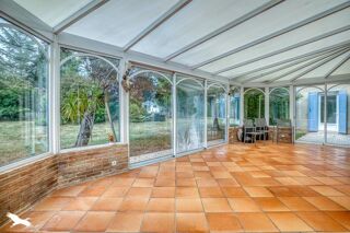  Maison  vendre 8 pices 230 m