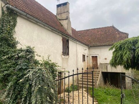   Maison en pierre de 7 pices principales Maison - 7 pice(s) - 125 m