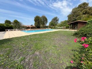  Maison  vendre 5 pices 210 m