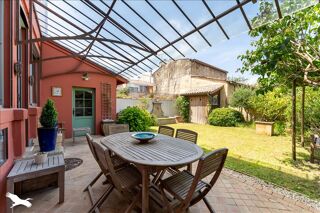  Maison  vendre 7 pices 230 m