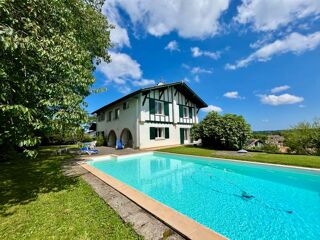  Maison � vendre 8 pi�ces 213 m�