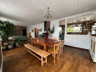  Maison  vendre 8 pices 201 m