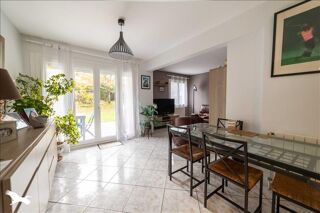  Appartement  vendre 4 pices 80 m