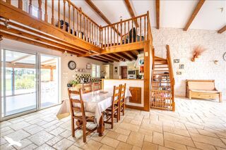  Maison  vendre 8 pices 192 m