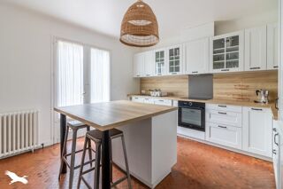  Maison � vendre 7 pi�ces 219 m�