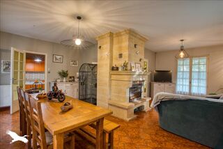  Maison  vendre 6 pices 132 m