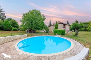  Maison  vendre 8 pices 190 m