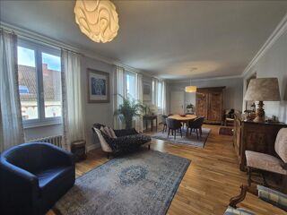  Appartement  vendre 8 pices 194 m