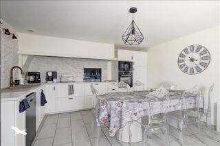  Maison � vendre 10 pi�ces 170 m�