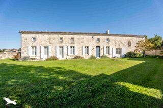  Maison  vendre 6 pices 205 m