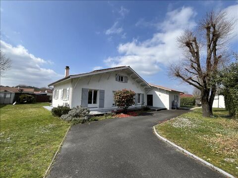   Landaise de 8 pi�ces principales Maison - 8 pi�ce(s) - 185 m�