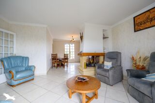  Maison  vendre 6 pices 143 m