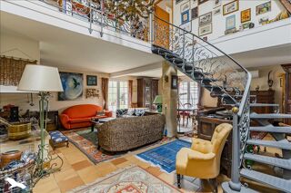  Maison  vendre 9 pices 270 m