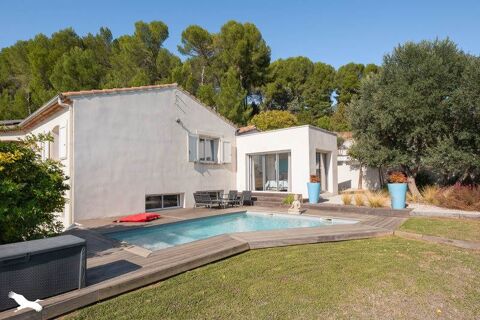   Maison de 5 pi�ces principales Maison - 5 pi�ce(s) - 142 m�