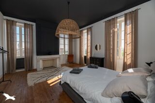  Maison  vendre 13 pices 470 m