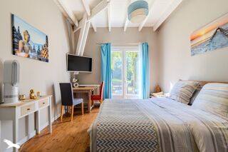  Maison  vendre 10 pices 256 m