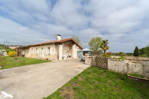   Maison en pierre de 6 pi�ces principales Maison - 6 pi�ce(s) - 168 m�