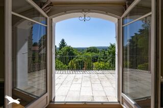  Maison  vendre 7 pices 230 m