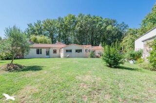  Maison  vendre 5 pices 166 m