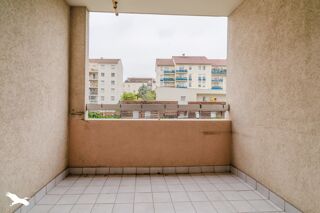  Appartement  vendre 4 pices 80 m