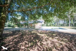  Maison  vendre 9 pices 270 m