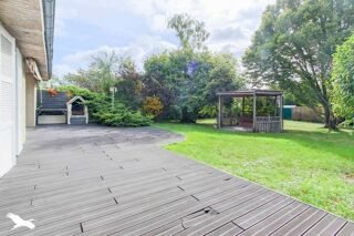  Maison  vendre 9 pices 142 m