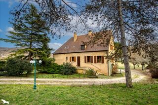  Maison  vendre 12 pices 260 m