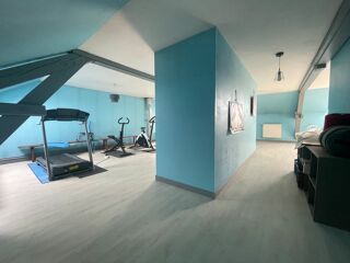  Maison  vendre 8 pices 295 m