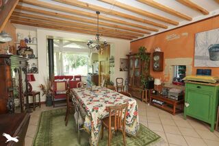  Maison  vendre 8 pices 260 m