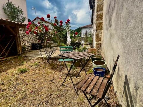   Grange de 4 pices principales Maison - 4 pice(s) - 91 m