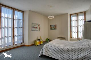  Maison  vendre 6 pices 166 m