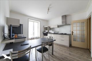  Maison  vendre 9 pices 200 m