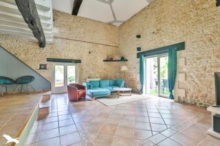  Maison  vendre 6 pices 230 m