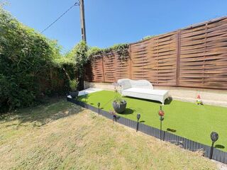  Maison  vendre 800 m