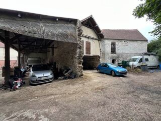  Maison  vendre 10 pices 400 m