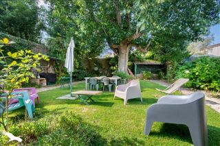  Maison  vendre 15 + pices 350 m