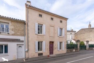  Maison  vendre 8 pices 213 m