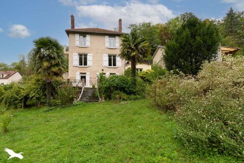   Maison de 7 pices principales Maison - 7 pice(s) - 188 m