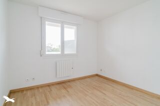  Appartement  vendre 4 pices 82 m