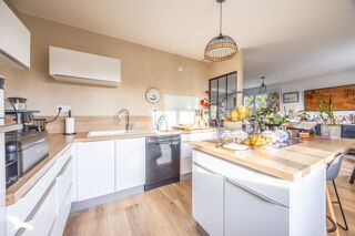  Maison  vendre 6 pices 138 m