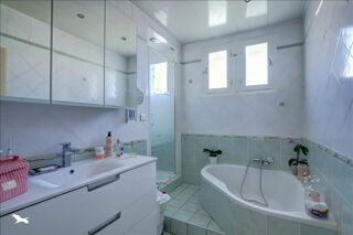  Maison  vendre 6 pices 137 m